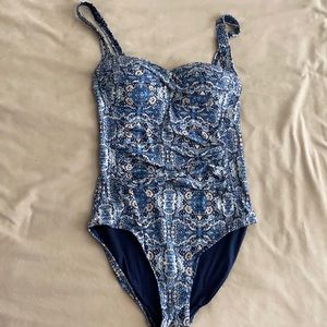 One piece bathing suit
